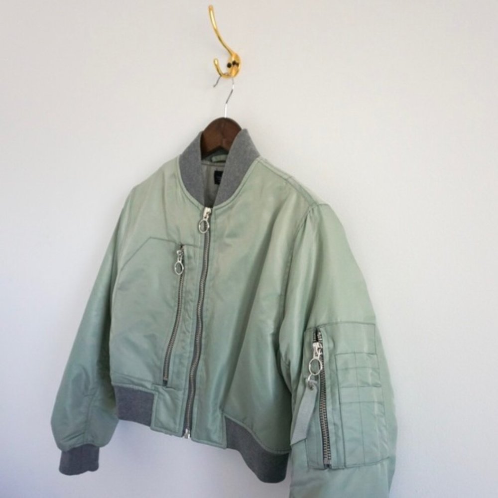 Cropped Puffer Bomber